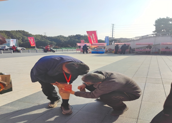 6111765952313677.jpg 膝关节(2).jpg